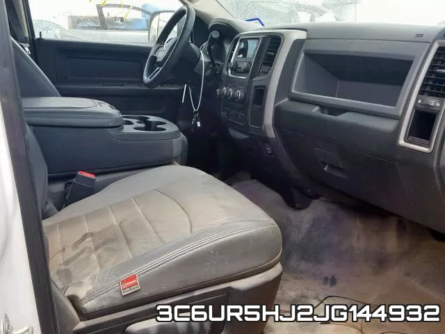 3C6UR5HJ2JG144932 фото 5