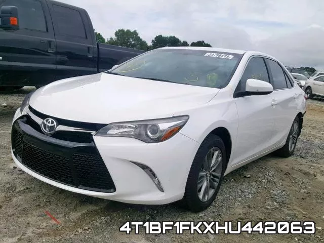 4T1BF1FKXHU442063 фото 3