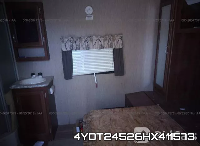 4YDT24526HX411573 фото 8