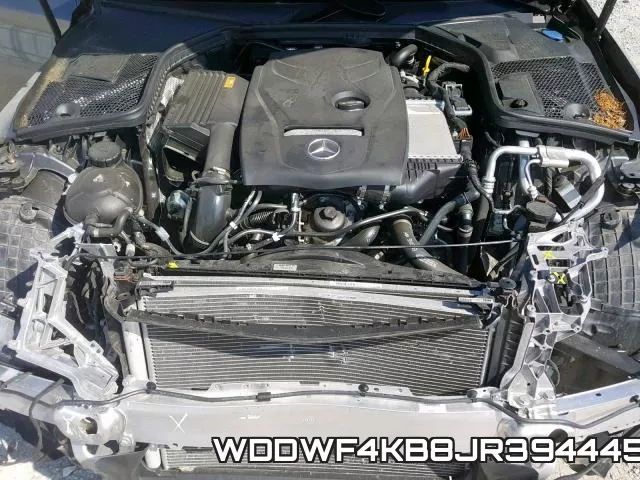 WDDWF4KB8JR394445 фото 8