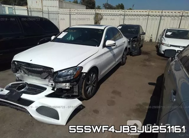 55SWF4JB3JU251161 фото 3