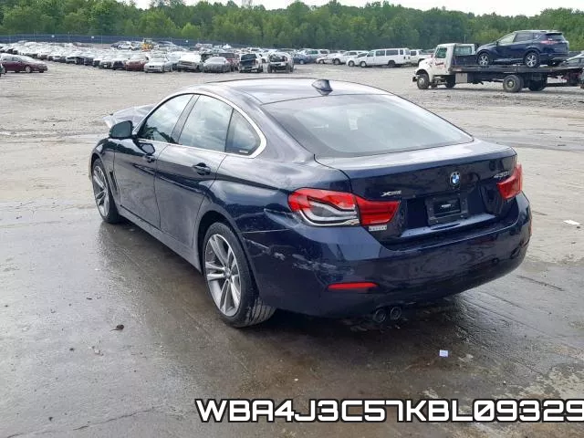 WBA4J3C57KBL09329 фото 4