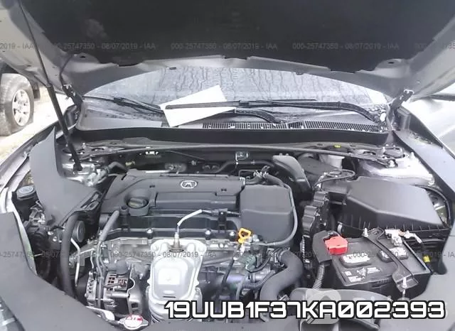 19UUB1F37KA002393 фото 2