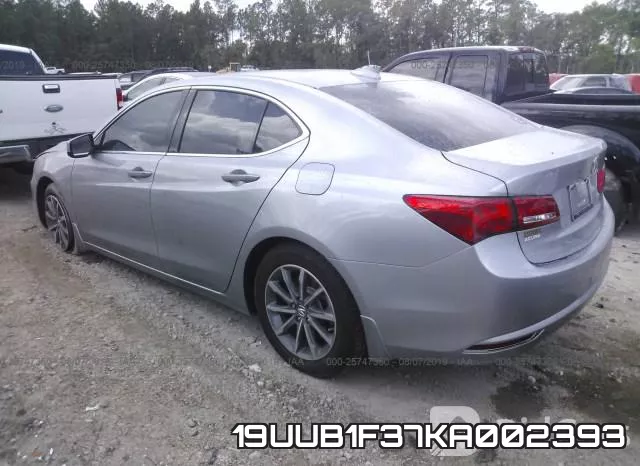 19UUB1F37KA002393 фото 4