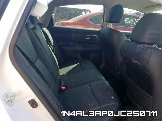 1N4AL3AP0JC250711 фото 7
