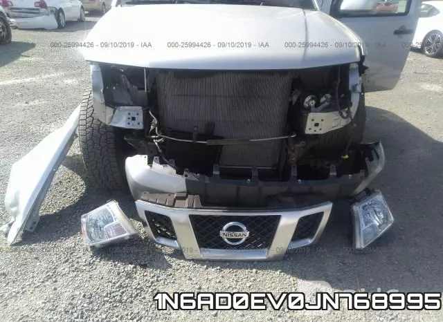 1N6AD0EV0JN768995 фото 7