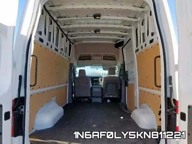 1N6AF0LY5KN811221 фото 7