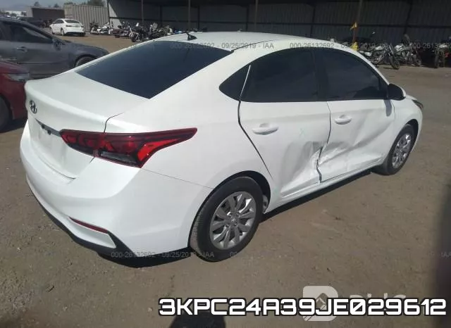3KPC24A39JE029612 фото 5