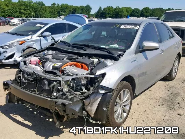 4T1BD1FK1HU227208 фото 3