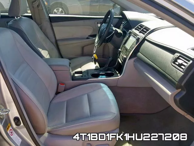 4T1BD1FK1HU227208 фото 6