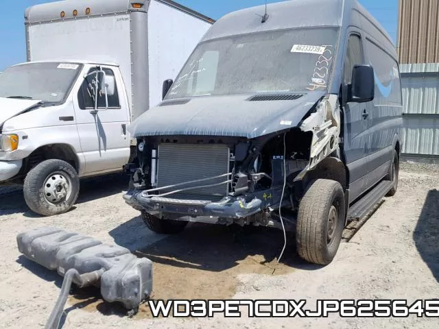 WD3PE7CDXJP625645 фото 3