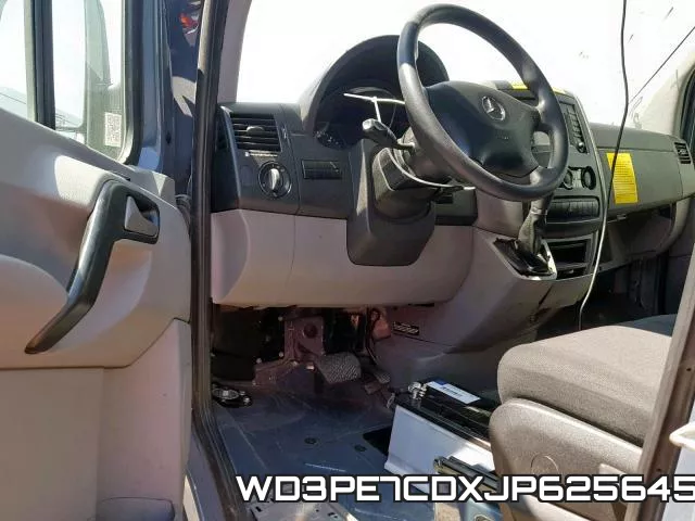 WD3PE7CDXJP625645 фото 10