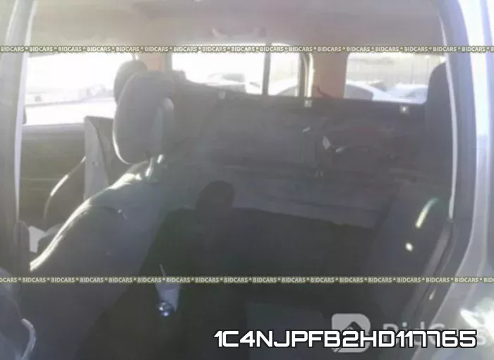 1C4NJPFB2HD117765 фото 9