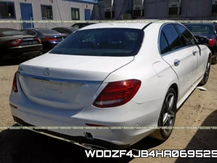 WDDZF4JB4HA069525 фото 5