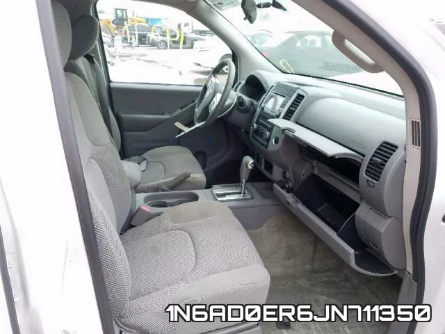 1N6AD0ER6JN711350 фото 6