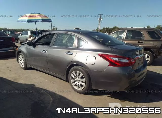 1N4AL3AP5HN320556 фото 4
