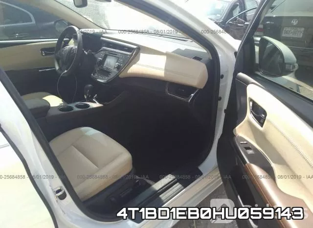 4T1BD1EB0HU059143 фото 6