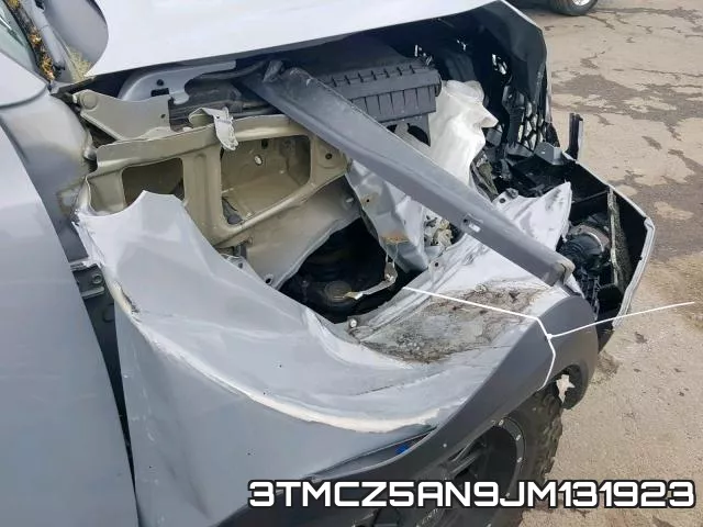 3TMCZ5AN9JM131923 фото 10