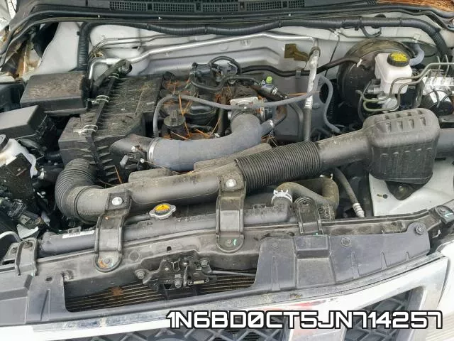1N6BD0CT5JN714257 фото 8