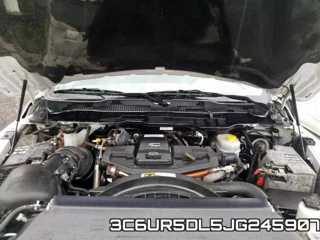 3C6UR5DL5JG245907 фото 8
