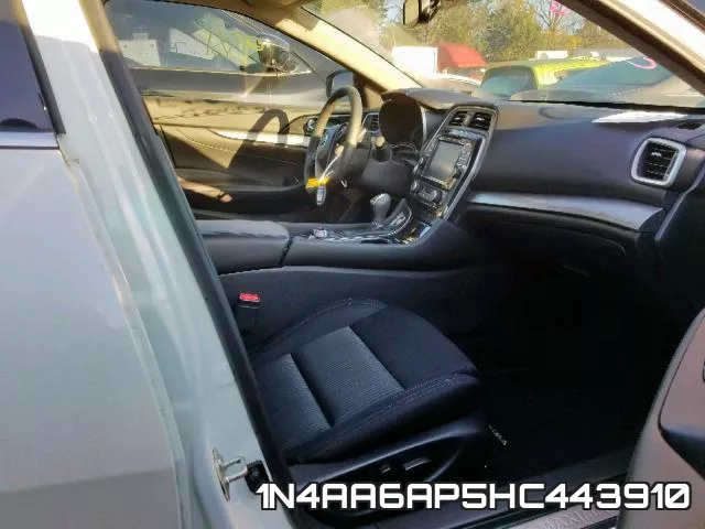 1N4AA6AP5HC443910 фото 4