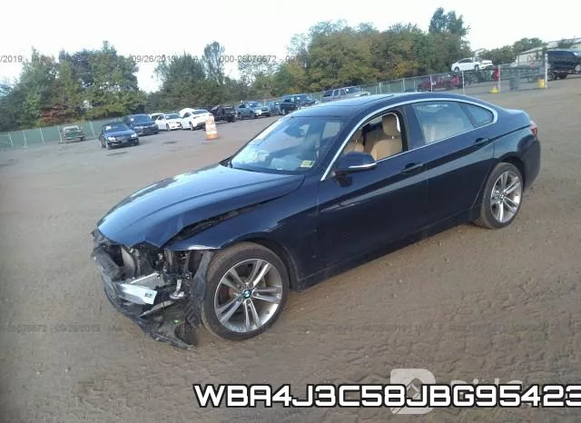 WBA4J3C58JBG95423 фото 3