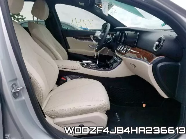 WDDZF4JB4HA236613 фото 6