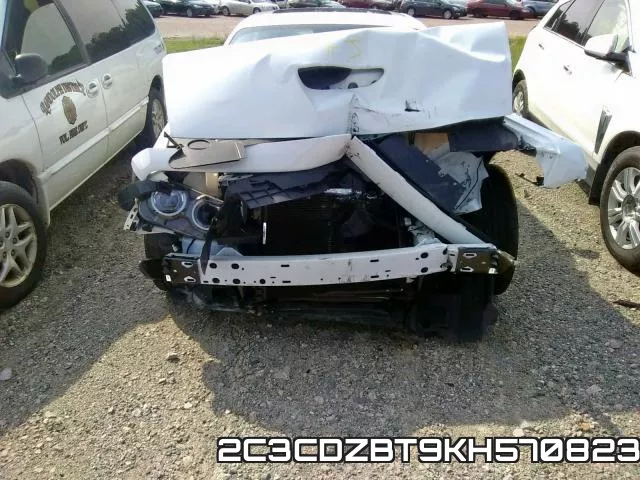 2C3CDZBT9KH570823 фото 8