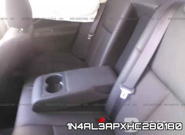 1N4AL3APXHC280180 фото 8