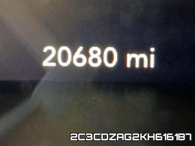 2C3CDZAG2KH616187 фото 9