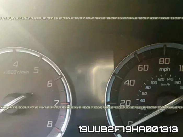 19UUB2F79HA001313 фото 9