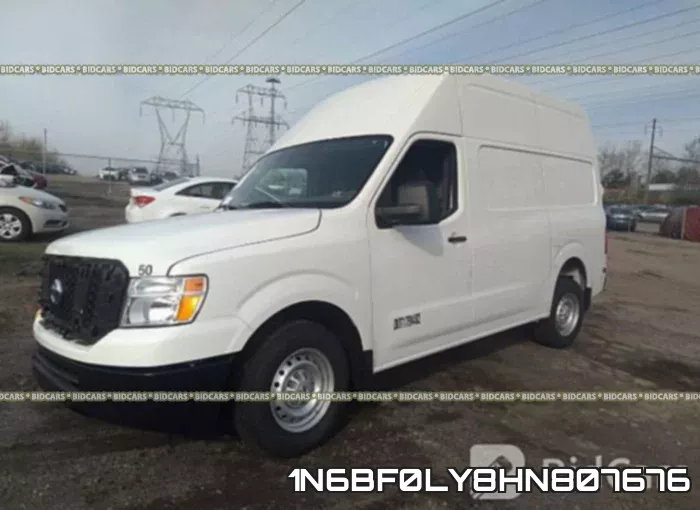 1N6BF0LY8HN807676 фото 3
