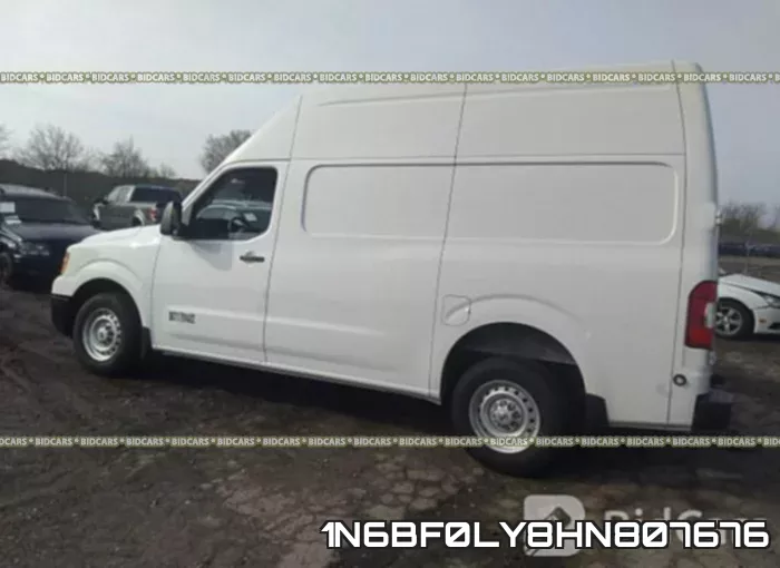 1N6BF0LY8HN807676 фото 4