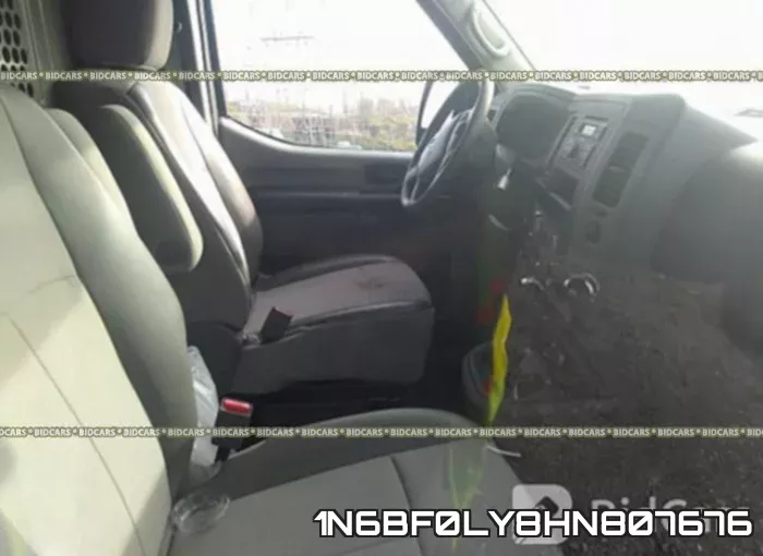 1N6BF0LY8HN807676 фото 6