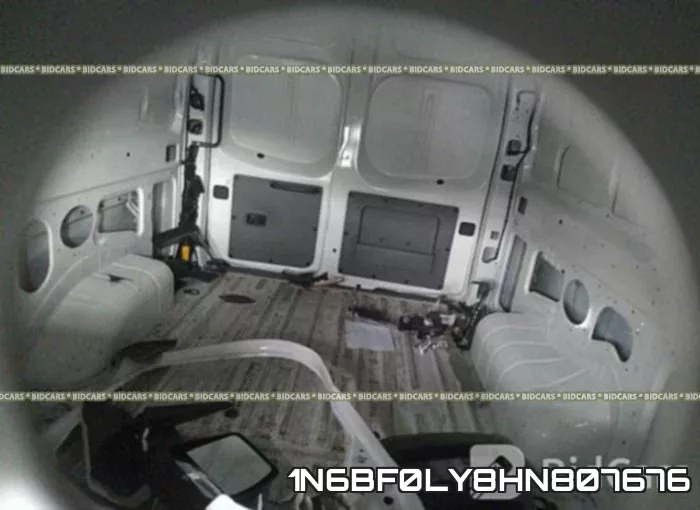 1N6BF0LY8HN807676 фото 9