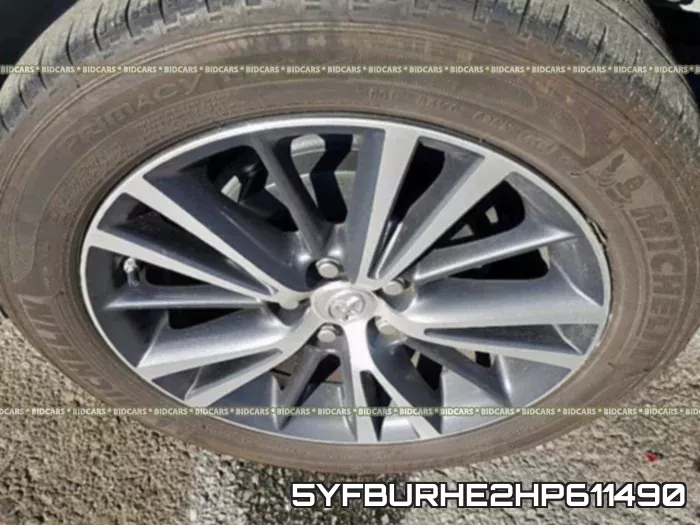 5YFBURHE2HP611490 фото 10