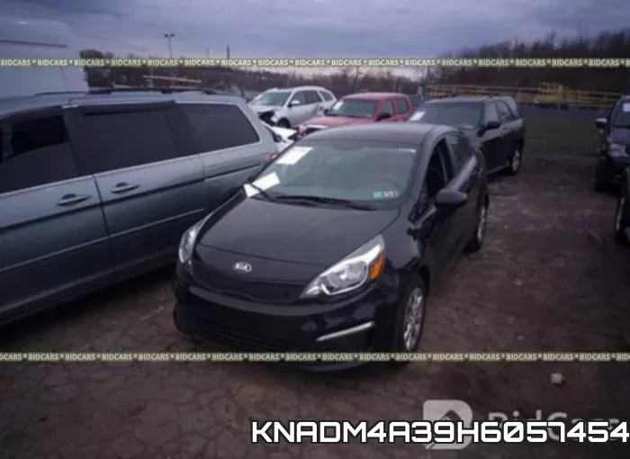 KNADM4A39H6057454 фото 3