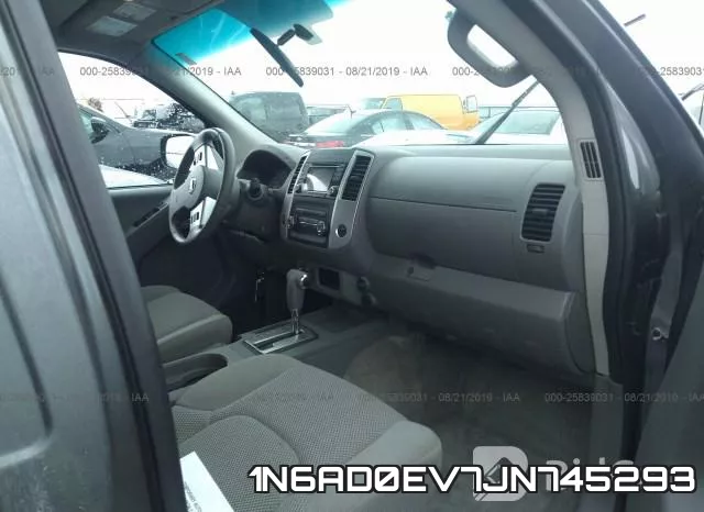 1N6AD0EV7JN745293 фото 6
