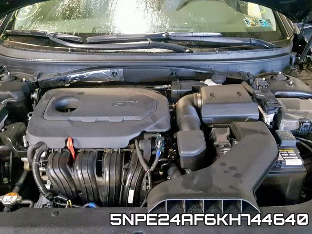 5NPE24AF6KH744640 фото 8