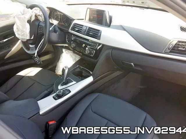 WBA8E5G55JNV02944 фото 10