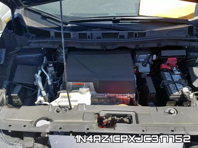 1N4AZ1CPXJC317752 фото 8