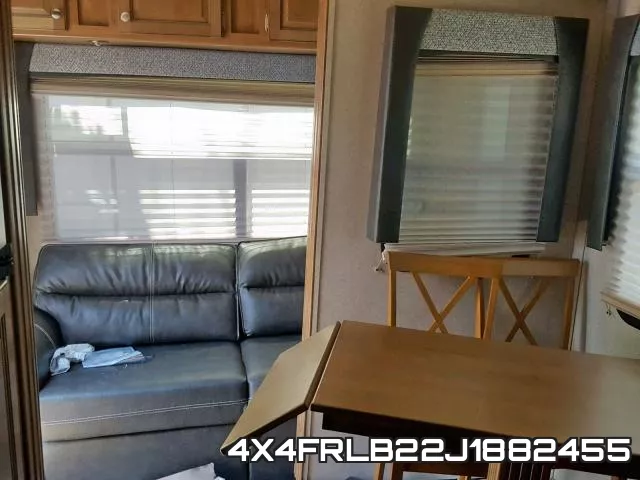 4X4FRLB22J1882455 фото 9