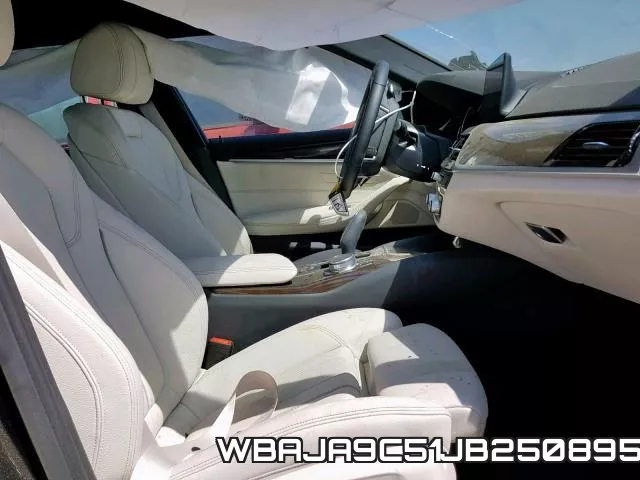 WBAJA9C51JB250895 фото 6