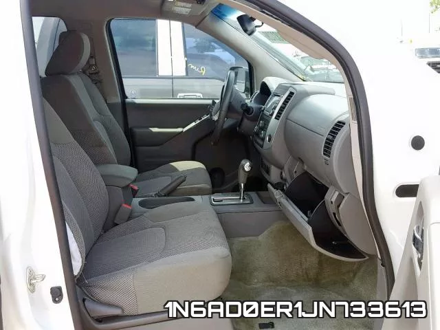 1N6AD0ER1JN733613 фото 6