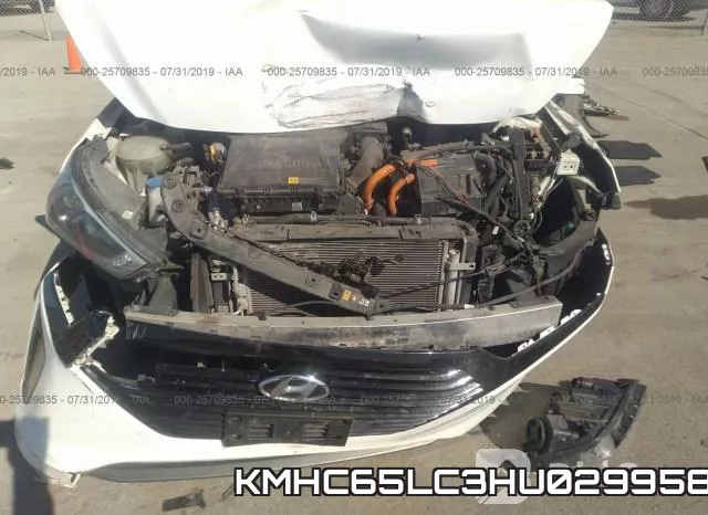 KMHC65LC3HU029958 фото 7