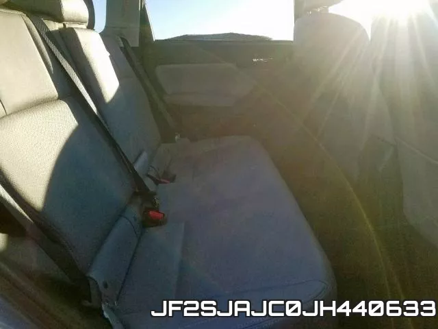 JF2SJAJC0JH440633 фото 7