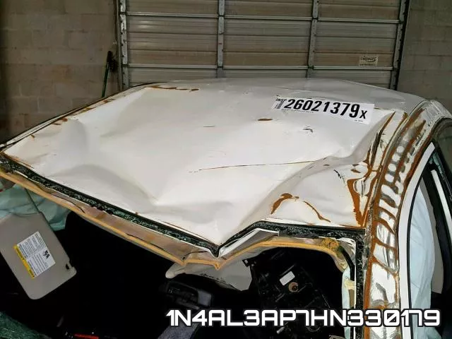 1N4AL3AP7HN330179 фото 9