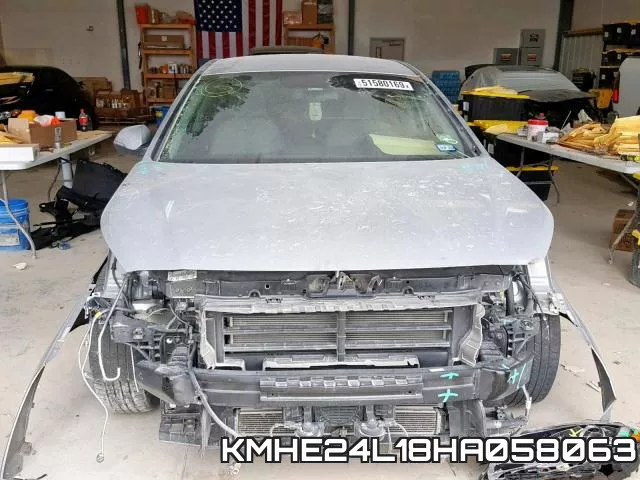 KMHE24L18HA058063 фото 10