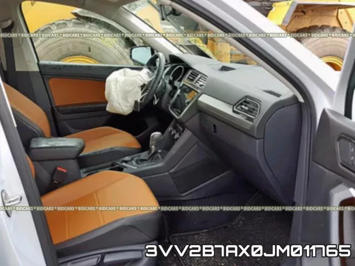 3VV2B7AX0JM011765 фото 6