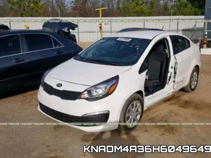 KNADM4A36H6049649 фото 3